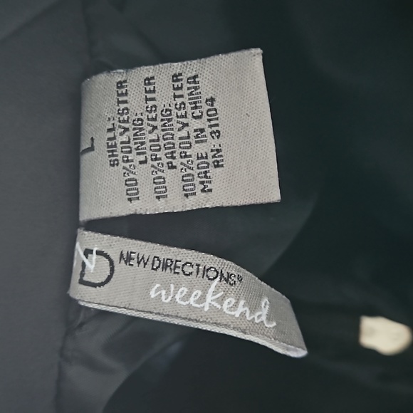 Black sleeveless quilted zip up vest with pockets large jacket - Picture 5 of 6